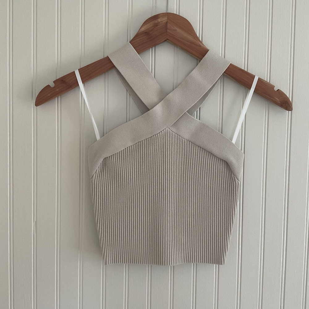 Aritzia Babaton Sculpt Knit Criss Cross Cropped Tank